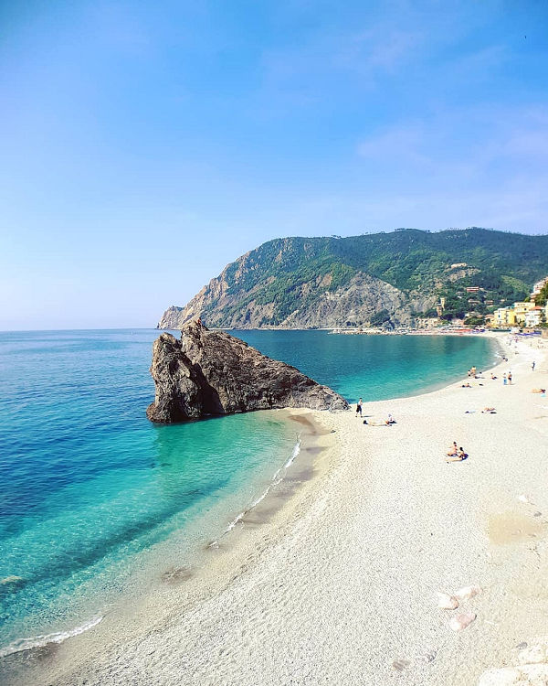 Monterosso al Mare behoort tot de mooiste stranden van Italië