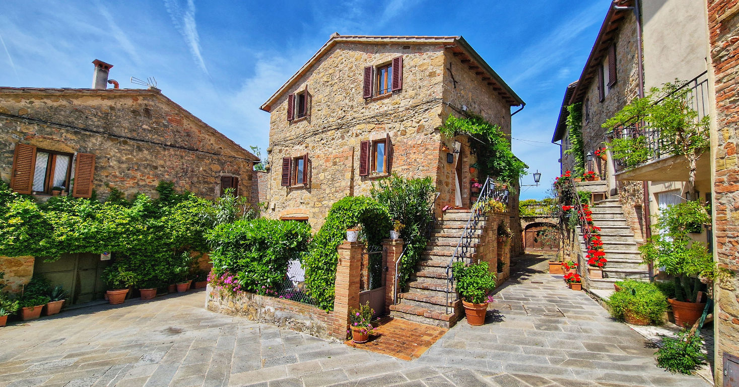 Monticchiello in Val d'Orcia Toscane