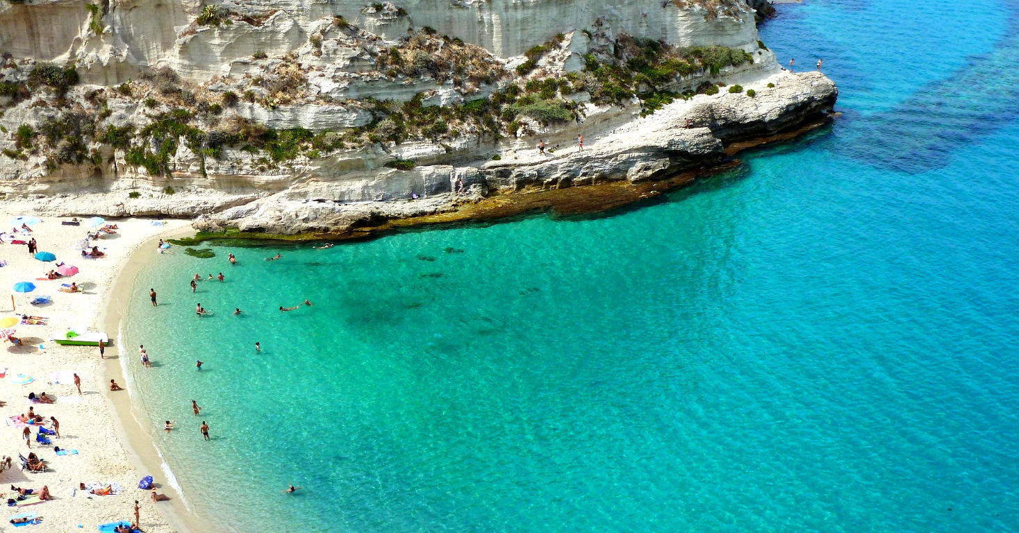 Kust van Calabrië bij Tropea